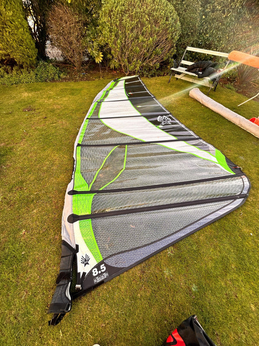 2nd Hand Ezzy Freeride 4 - 8.5m - Poole Harbour Watersports