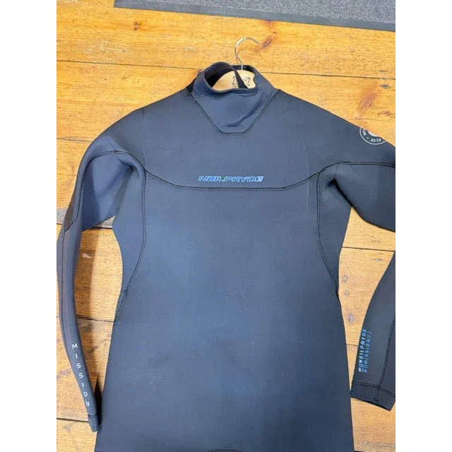 Neilpryde Mission BZ 5/4 Wetsuit - Poole Harbour Watersports
