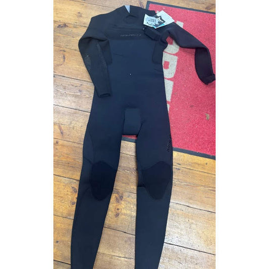 Neilpryde Mission FZ Medium 5/4 Wetsuit - Poole Harbour Watersports