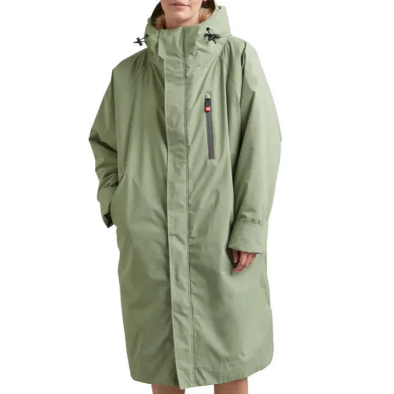 Alkali Robe RED Waterproof Alter Evo Changing Robe – Poole Harbour Watersports